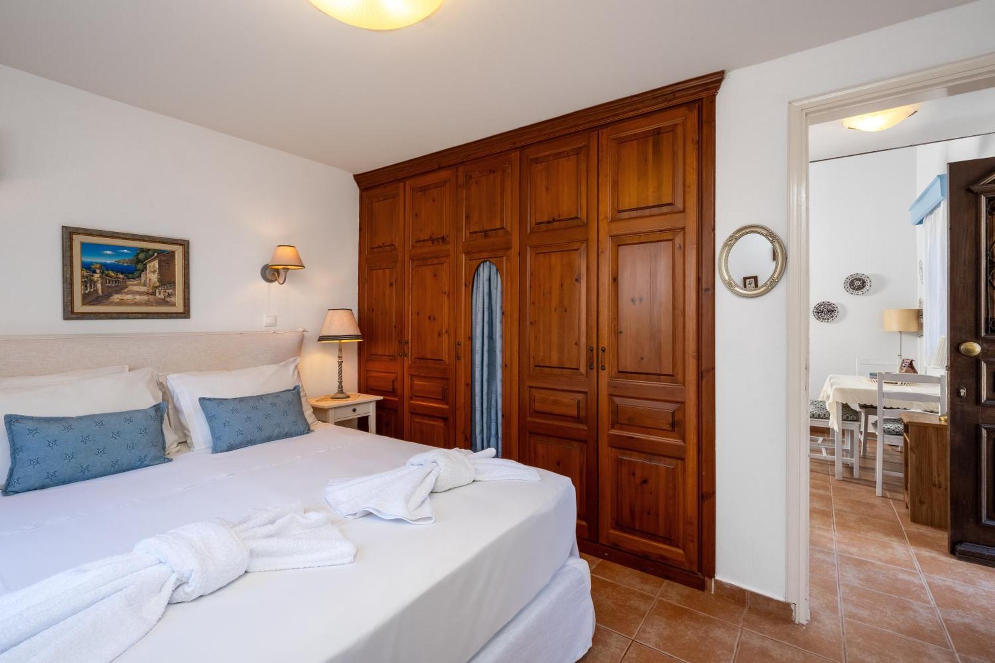 Villa Ftenagia Chalki Town Eksteriør billede