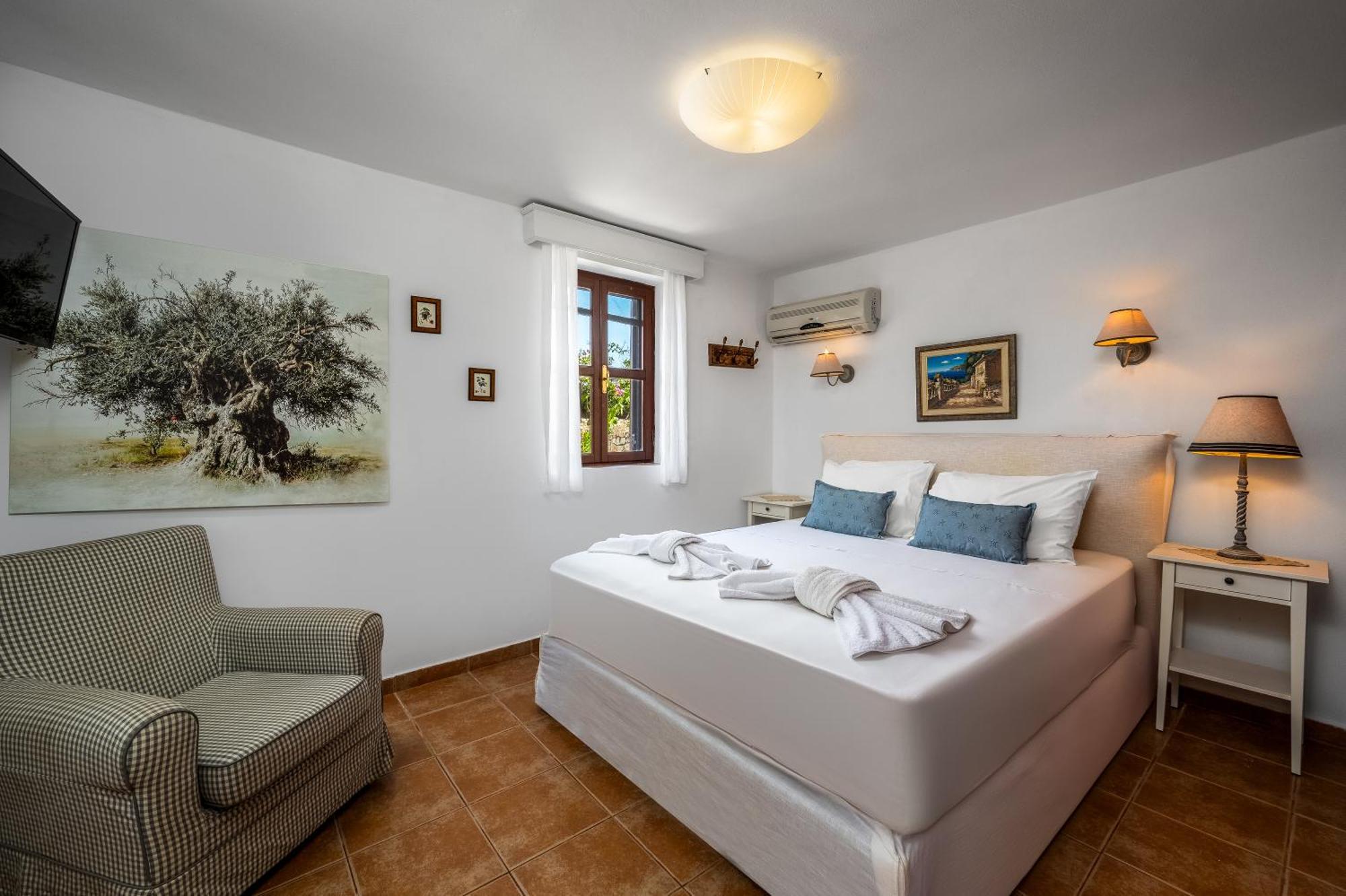 Villa Ftenagia Chalki Town Eksteriør billede