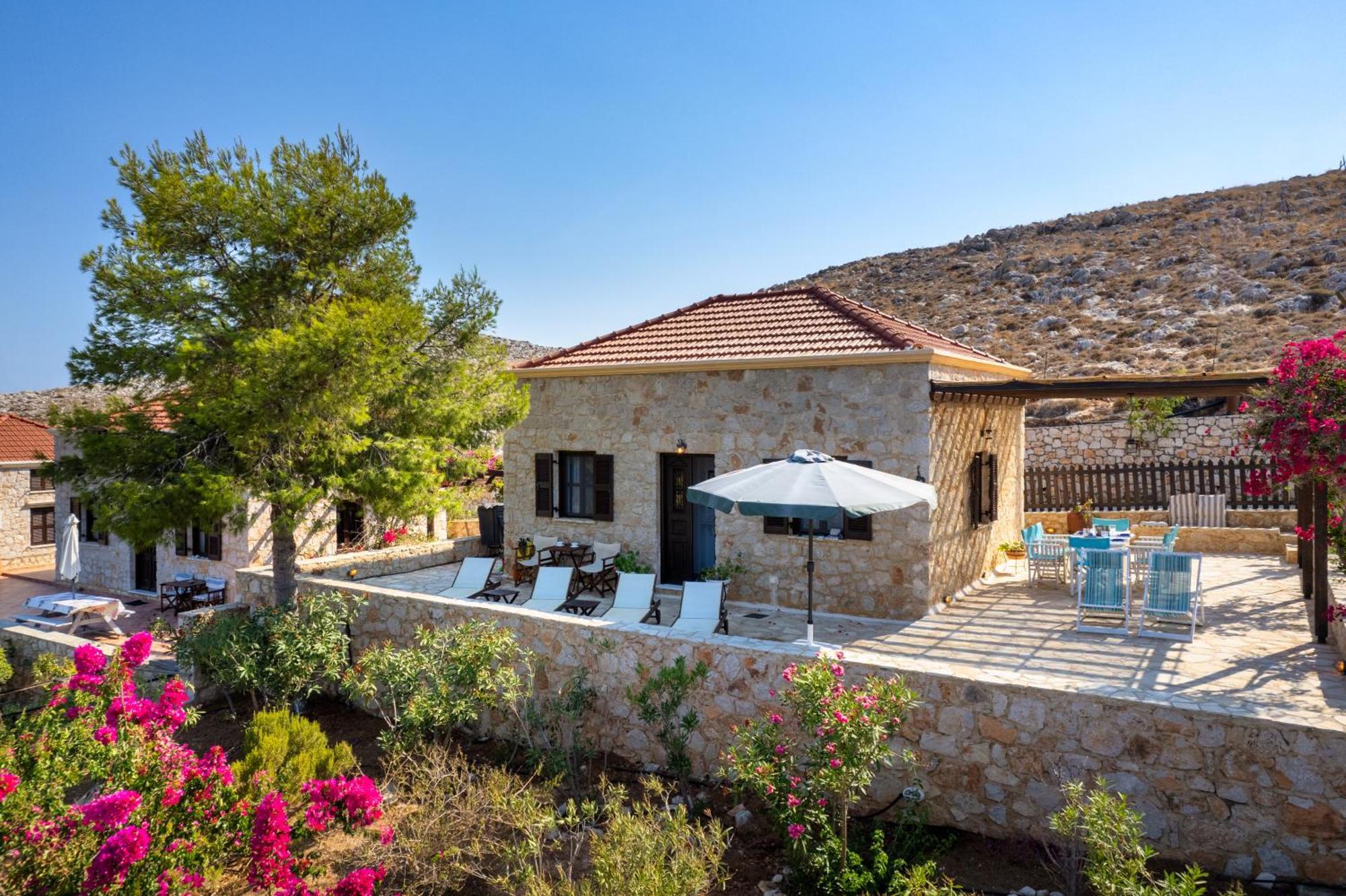 Villa Ftenagia Chalki Town Eksteriør billede